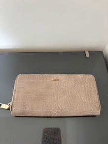 Mango purse