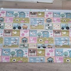 blind, roman kids room.