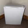Undercounter mini fridge Image 3