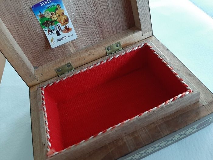 Small Syrian inlay box