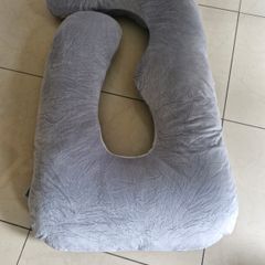 momcozy dreamligh pregnancy pillow