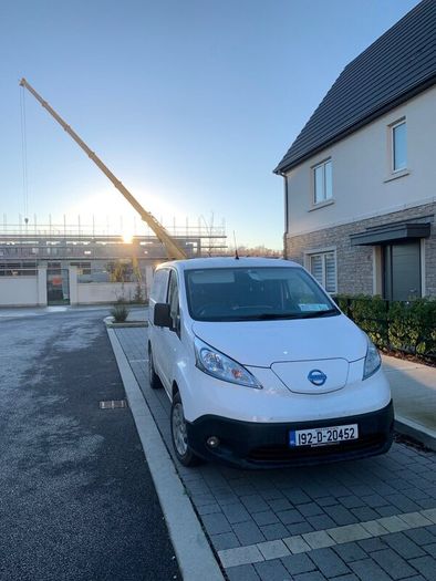 Nissan ENV200 2019