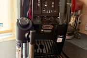 DeLonghi Magnifica Start coffe machine