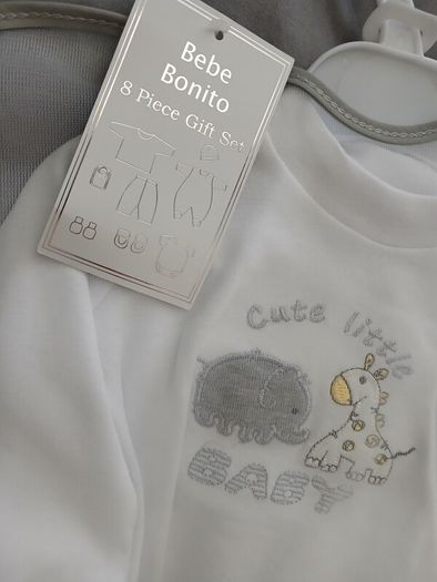 New - baby 8 piece set