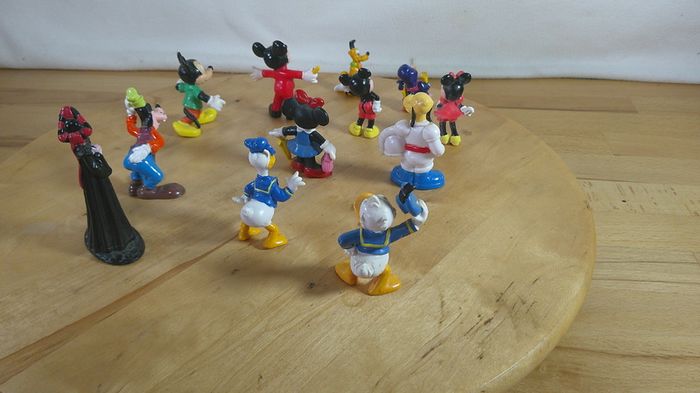 Vintage Disney Figures Lot of 12 Bullyland Germany China & Rare 1996 Nestle Frollo