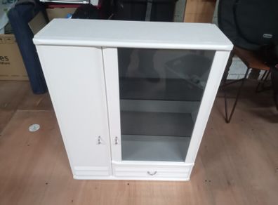 Bathroom cabinet