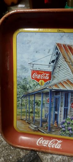 Coca cola metal drinks tray,used condition, see pictures for condition good solid used condition, nice display advertising item, buyer collects or pays postage thank you, sold as is ,front good ,back small bit of surface rust,,