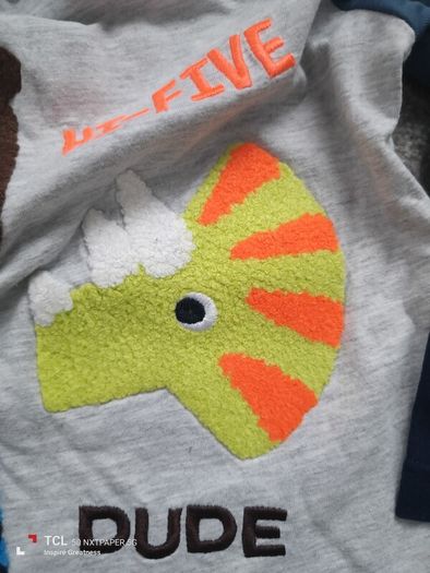 boy's top. Age 3/4