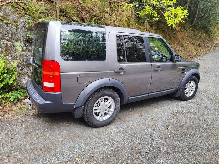 Land Rover Discovery 2006. taxed !