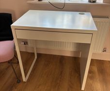 White Ikea Micke Desk