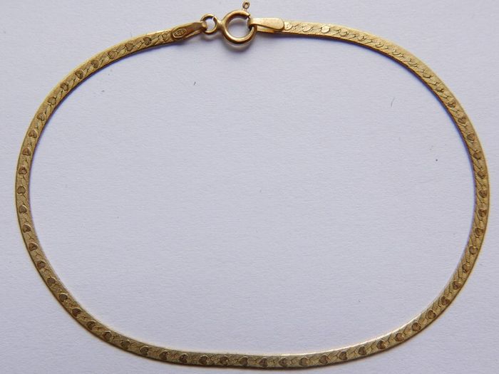 Vintage Solid 9K Yellow Gold 375 Herringbone Bracelet: Reversible Textured & Polished Finish, Flat Snake Chain Style length 7,1" - 1,1g