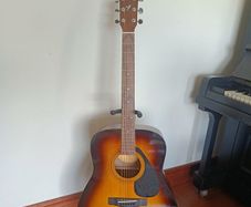 Yamaha F310 Guitar