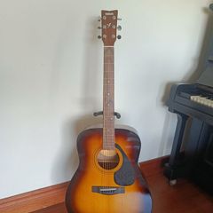 Yamaha F310 Guitar