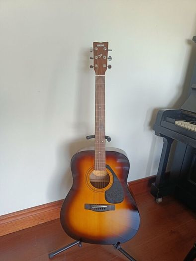 Yamaha F310 Guitar