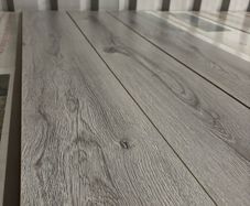 3 Colours Laminated flooring 8mm