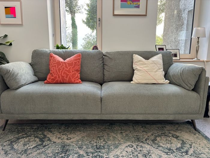 3/4 Seater Couch Moby