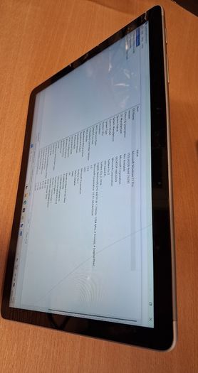 Surface go 2 1926 with cracked screen