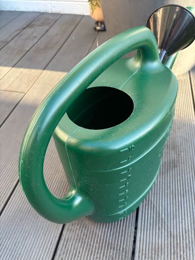 Outdoor Watering Can 10 Litres