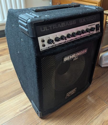 Behringer Ultrabass BX1200 120-Watt Bass Amplifier