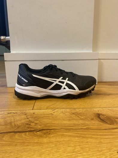 hockey shoes