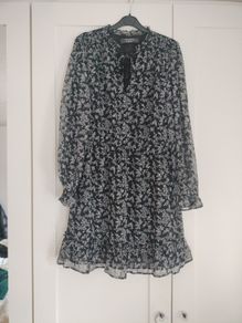 Cute floral print dress size 14