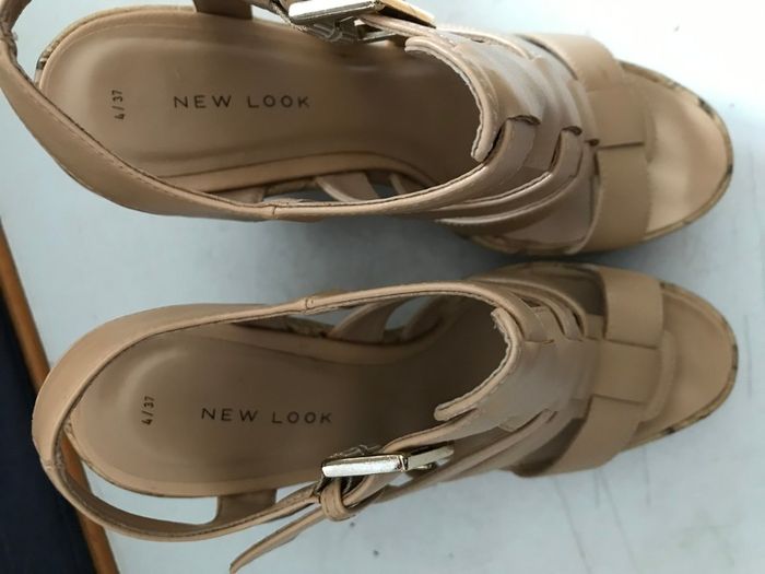Pre-loved 'New Look' Beige Wedges - Size 4
