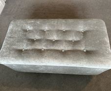End of bed bench