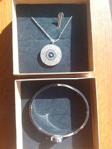 New Necklace & Bracelet Set