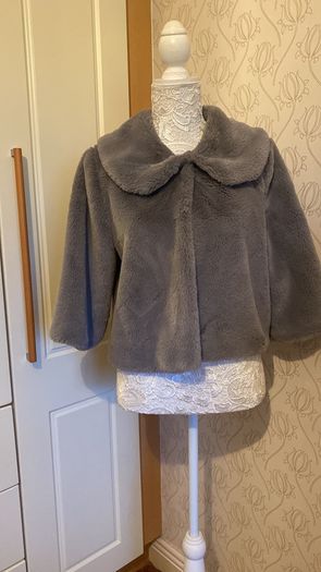fur wrap grey