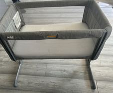 Baby crib