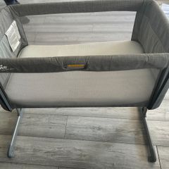 Baby crib