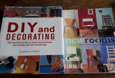 2 Books (lot) - DIY and Decorating / New Rooms - Practical home makeover guide