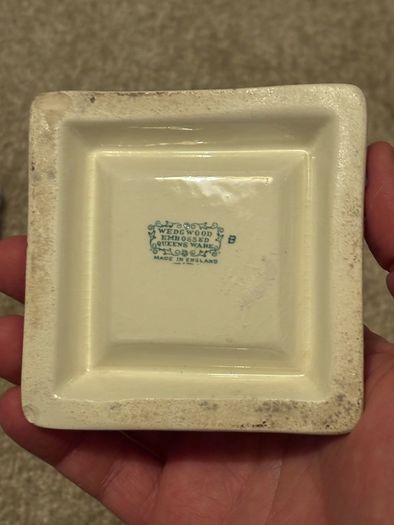 A Pair of Vintage Wedgwood Queensware Ashtrays