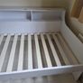 Day bed single white priced to sell Image 6