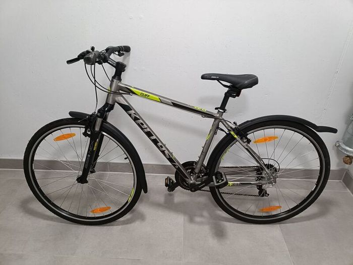 Kelly's hybrid bike size M in excellent condition