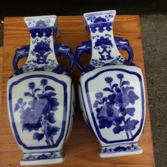 Pair of vintage blue & white porcelain vases with handles