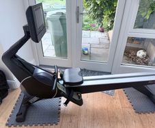 NordicTrack RW700 Smart Rowing Machine 10inch iFIT touchscreen. Excellent Conditio
