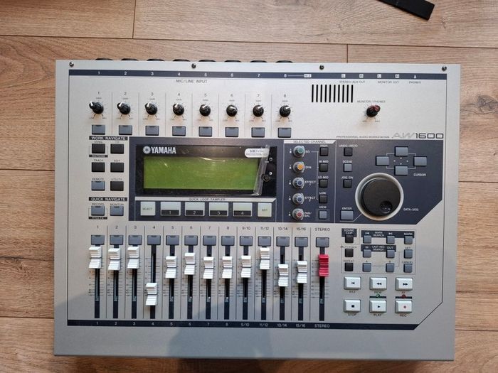 Yamaha AW1600 Digital Multitrack