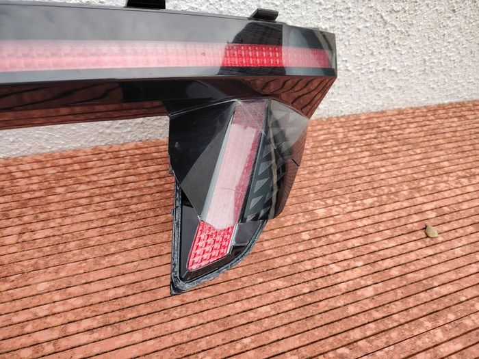 Hyundai Tucson IV NX4 Rear Genuine Tail Light N792462050 slight Damage