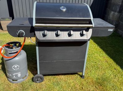 Gas barbecue