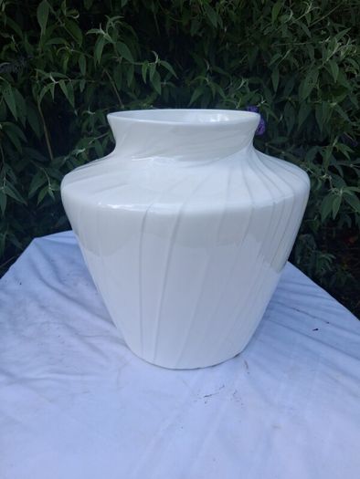 Emilio Robbo Large Porcelain Designer Vase