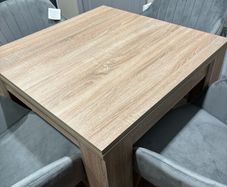 Kitchen table and 4 chairs