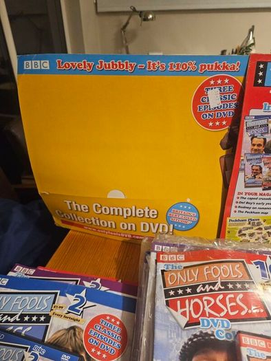 Only Fools And Horses Dvd And Magazines X 29 Complete With Advertising  Cards And Boards. See Photos For Same