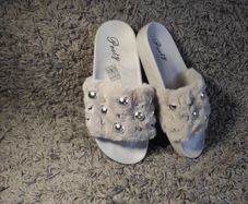 Slippers With Fur Gray
