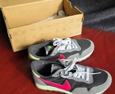 Nike Metro Plus C II (Women's US 4.5 / UK 4 / EUR 36.5)