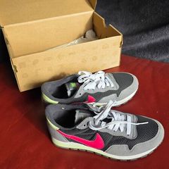 Nike Metro Plus C II (Women's US 4.5 / UK 4 / EUR 36.5)
