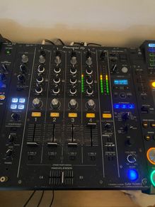 CDJ 2000 nexus X2 & DJM750 mk2