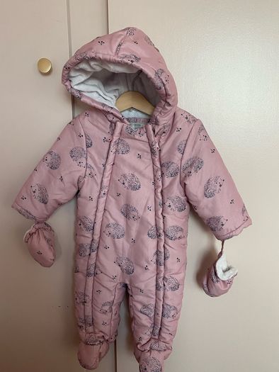 Pramsuit