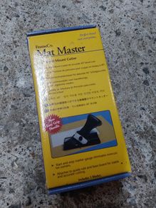 Mount board cutter