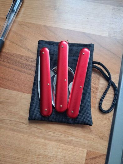 Foladable/ compact cutlery set